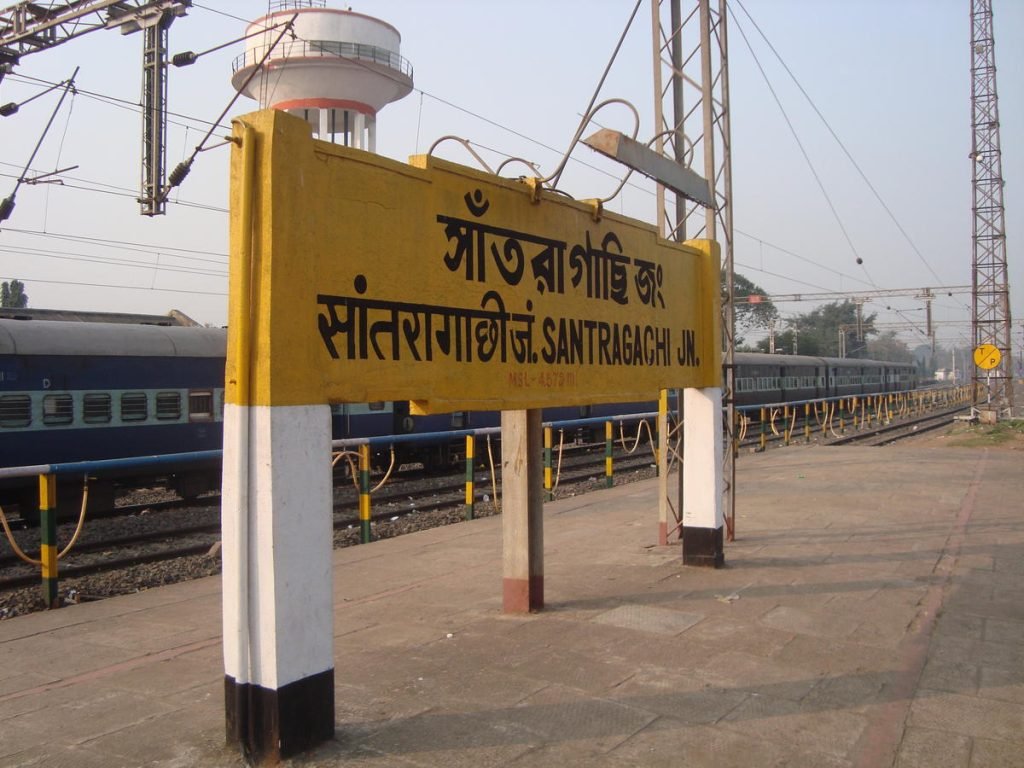 Santragachi Construction Work Turns Commute into Daily Struggle